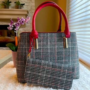 🚫SOLD🚫 London Chic Pinstripe Medium Handbag + Wallet